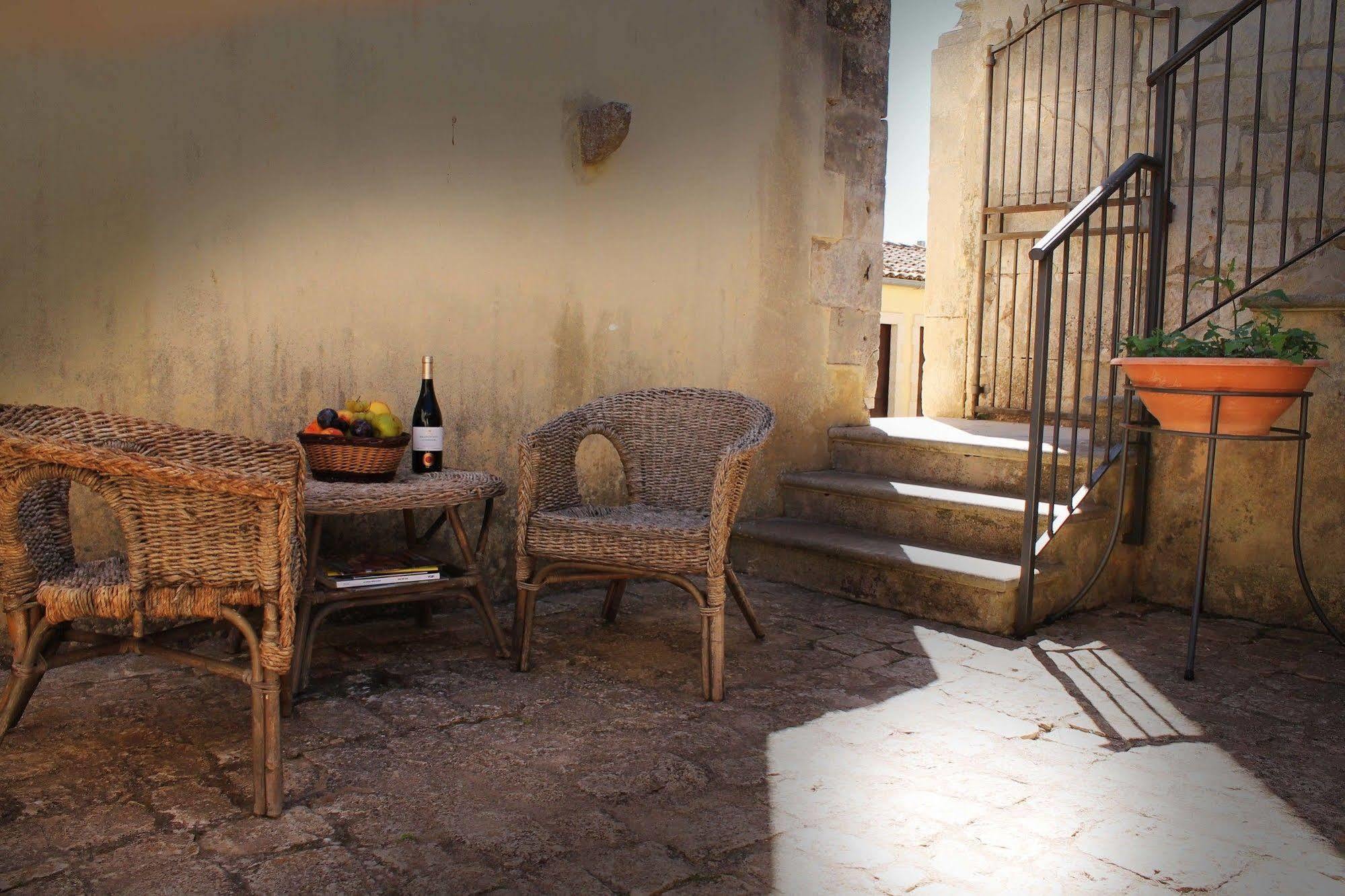 Villa Teresa Modica Buitenkant foto