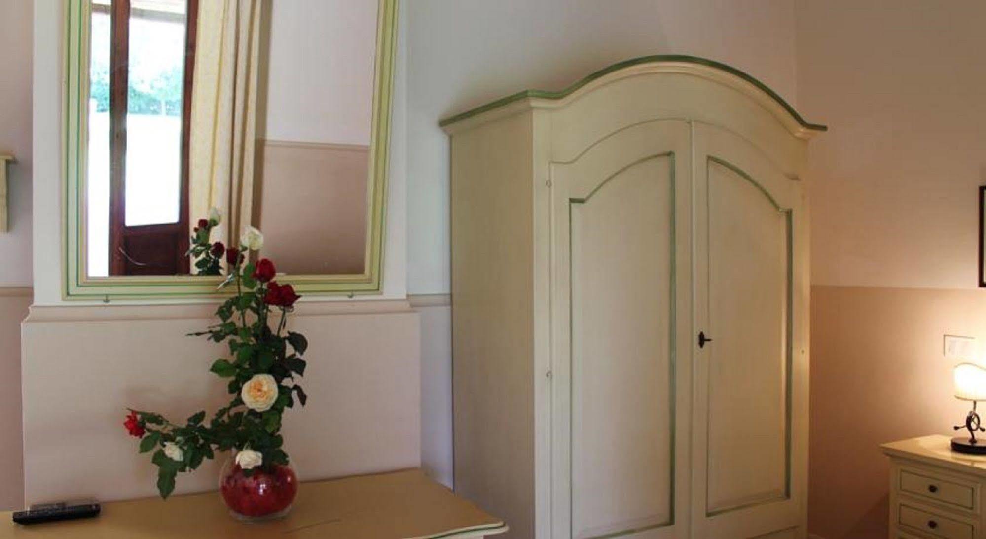 Villa Teresa Modica Buitenkant foto